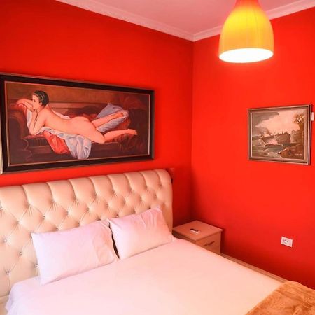 Hotel Bujtina Bicolli Korça Exteriör bild