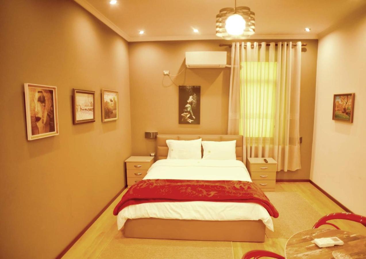 Hotel Bujtina Bicolli Korça Exteriör bild
